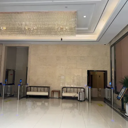 Ruihe · Zhenxuan Apartment (Chunxi Road)