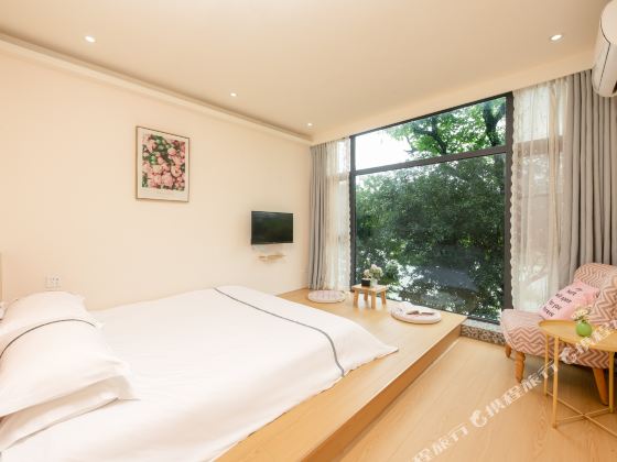 Huali Travel Jiangjing Inn (Guilin Railway Station)