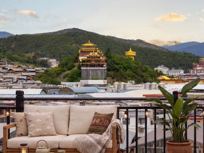 Zensong Qian Songye Holiday Villas · Wild Luxury Wabi-Sabi Design Retreat, Dukezong Ancient Town