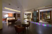 Geyasigu Guiyuan Tianju Resort Hotel - 3 estrellas