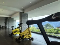 Shanbian Hot Spring Hotel (Wanfenglin) - Gym