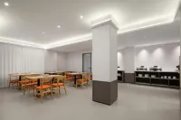 Yayue Hotel (Leiyang Inventor Plaza) - Parkering