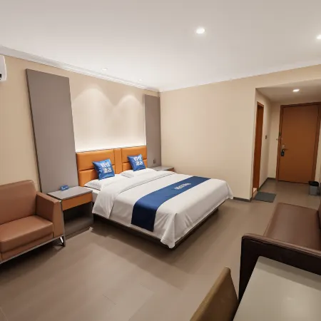 Qingzhu Hotel (Tai'an Taishan Railway Station Tianwai Village)