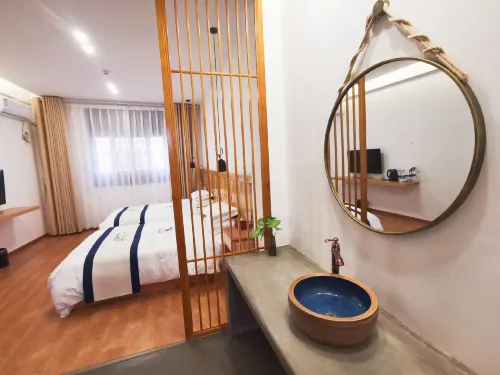 Shijing Homestay (Jianshui Ancient City Branch)