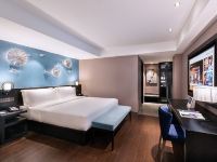 桔子水晶北京顺义中心酒店 - 荷塘月色高级大床房