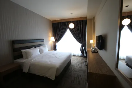 Sem9 Senai "Formerly Known As Perth Hotel" Отели рядом с достопримечательностью «Johor Premium Outlets»