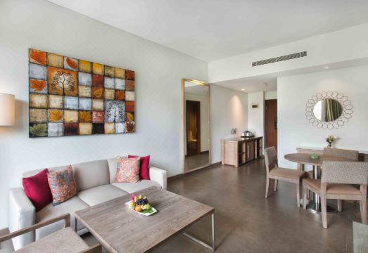 힐튼 가든 인 발리 응우라 라이 에어포트