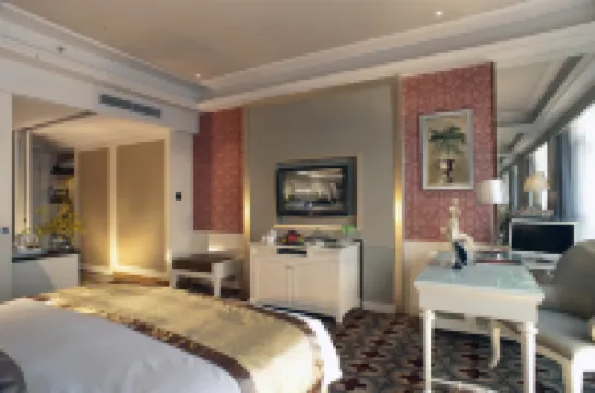 ยูราเซีย อินเตอร์เนชั่นแนล โฮเต็ล โรงแรมใกล้อินเซียนวิลล่า