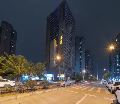 Polysheron Hotel (Wuhan South Lake Poly Central Mansion) Hotel in zona Wuhan University of Science and Technology Student Working Office
