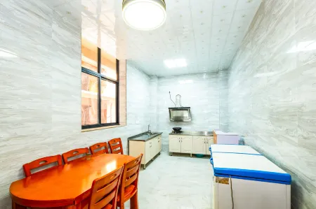 liangdian hotel Отели рядом со станцией Quanzhou Railway Station