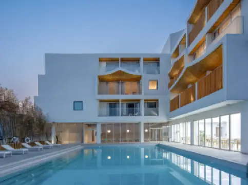 Yuntaishan sky courtyard hotel