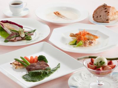 レストラン ナスパニューオータニの写真