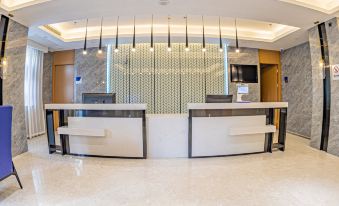 Yeste Hotel (Wuhan Taipei Road Xunlimen Subway Station)