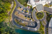 Galaxy Minyoun Langzhong Tianfu Hotel - parking