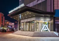 Zhuanghe Atour Hotel