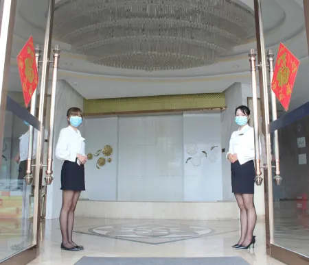 CLOUDS HOTEL CLOUD Chain Hotel (Baoshan Jinma Zhongyun) Отели рядом со станцией Baoshan Railway Station