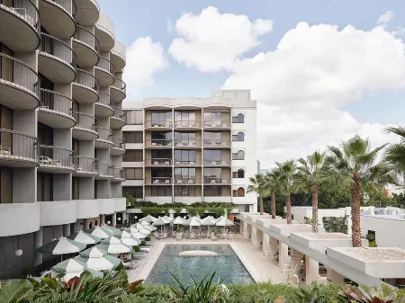 The Calile Hotel Отели рядом с достопримечательностью «Cloudland»