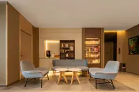 Home Inn (Zhaoyuan Fuqian Square Zhenhua)