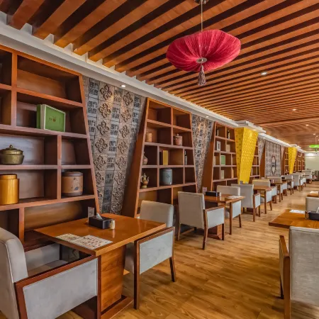 Qomo Langzong  Hotel