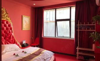 19 room theme hotel in Suzhou