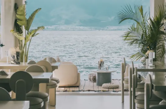 Mandi Lake View Inn Hotels near Shuanglang