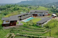 Trip.com Group Country Retreats (Yibin Lizhuang Ruyiyuanxiang Joint Resort) Các khách sạn ở Nghi Tân