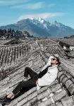 Floral Hotel· Yuebanwan | Coffee & Adorable Pets·Sunlit Golden Mountains·Designer Courtyard Hotel Hôtels à : Lijiang