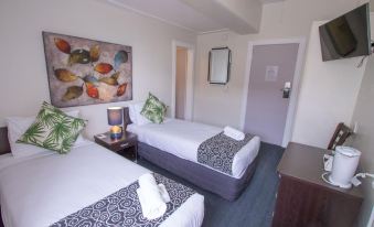 Hotel Waterloo & Backpackers