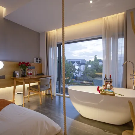 Luxian Light Luxury Inn