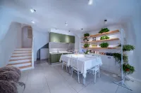 Lincang habitat in the home stay facility (tea horse ancient town shop)