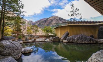 Shiobara Onsen Yashio Lodge