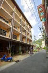 Nanai 2 Residence Patong - parking