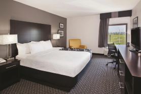 La Quinta Inn & Suites by Wyndham Charleston Riverview