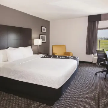 La Quinta Inn & Suites by Wyndham Charleston Riverview