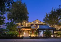YunGuan Shunde House Resort Hotel  （Jinghong, West Shuangjing Starlight Night Market Shop) - Desain Hotel