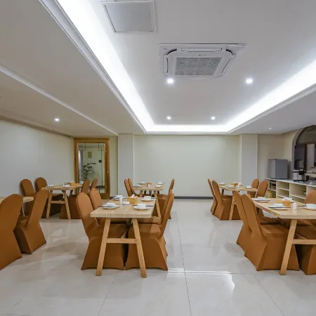 Vienna 3 Best Hotel (Taihu Huating Lake)