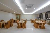 Vienna 3 Best Hotel (Taihu Huating Lake)