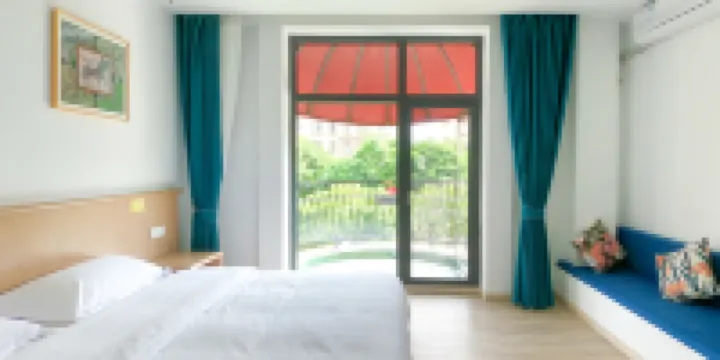 Zhufeng Concept Hotel (Baoshan High-speed Railway Station Branch) - View De Campanula View Double Bed Room