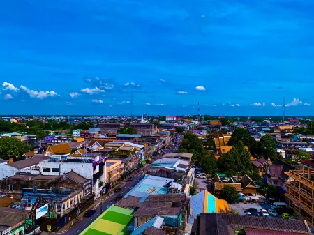 Thai Hotel Отели в г. Накхонситхаммарат