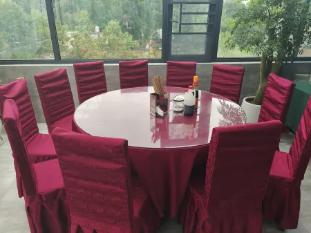 Grand Hotel Royal View Отели рядом с достопримечательностью «Shiniu Tourism Town»