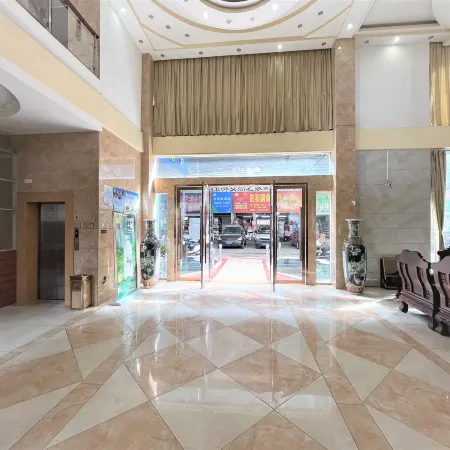Shengshang Hotel (Yulin Railway Station)