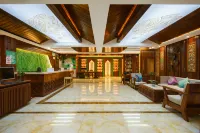 Jiuyun Tianqidaixiang Garden Hotel (Xishuangbanna Jinghong Gaozhuang Star Night Market)