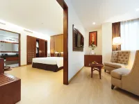 Paragon Saigon Hotel Hotels near Vincom Center