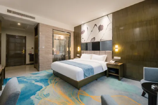 He County Hetai Holiday Hotel