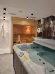 Joy 5 Hotel & Spa