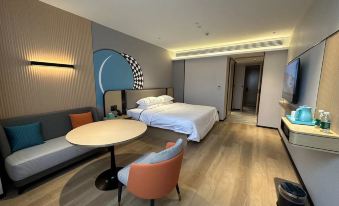 City luxury hotel