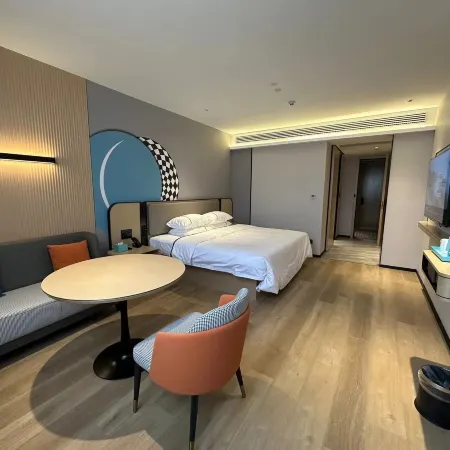 City luxury hotel