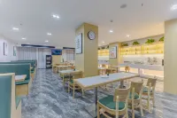 โรงแรมจิ่วจี้ สาขา สถานีรถไฟใต้ดินไอเกียไฮเตียง เหอเฟย - พร้อมอาหารเช้า