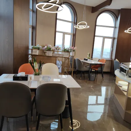 Xizi Light Luxury Hotel (Urad Qianqi Government Store)