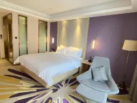 麗楓酒店(昌吉石河子西路金融大廈店) 鄰近昌吉市體育館的酒店